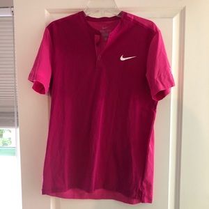 NWOT Men’s pink Nike Dri fit shirt